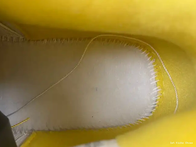 1st Kicks Shoes 4 Sulfur AQ9129-101 Jordan Air Vivid WNNS 0511